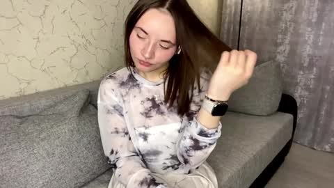 Lily online show from April 10, 2:34 pm