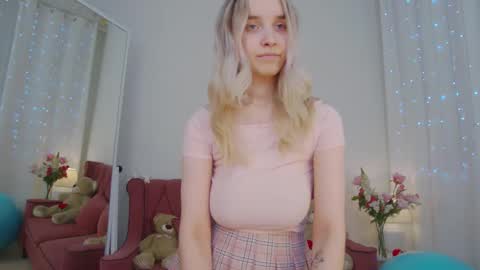 ashly_cherry online show from February 18, 11:20 am