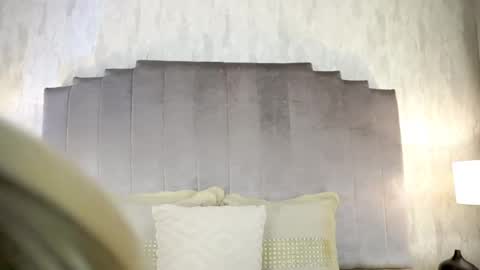 Paula Baleta  online show from January 16, 3:45 am