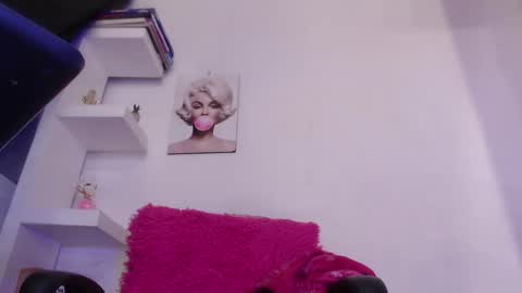 Snapshot of ashlyvesneva chatting on February 7, 11:03 pm  Ashly online show from February 7, 11:03 pm