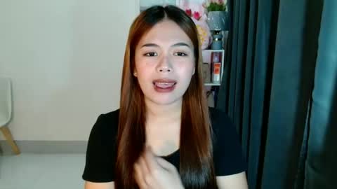 asian_enzyxx online show from April 14, 4:23 am