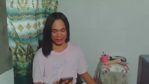 asian_hillary online show from January 9, 2:43 am