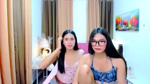 mooreen online show from October 25, 2:14 pm