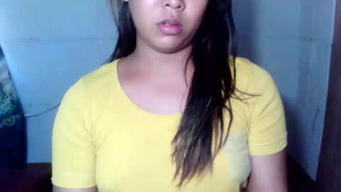 asian_zumi online show from April 10, 11:55 pm