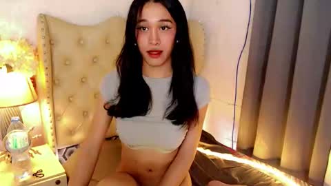Snapshot of asianpetite_ivy chatting on October 28, 7:03 am asianpetite_ivy online show from October 28, 7:03 am