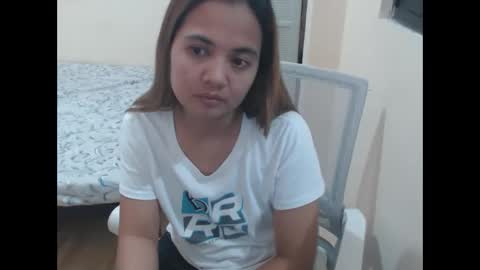 asianprettymay online show from October 20, 4:10 pm