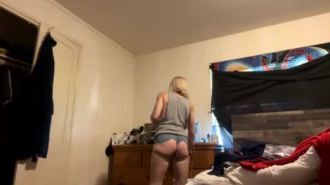 danni travis online show from January 23, 5:31 pm