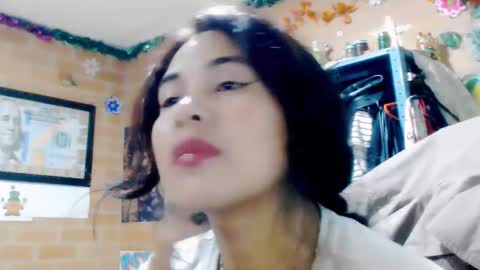 astrid_hauser66 online show from December 21, 5:22 am