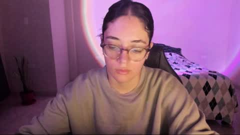 atenas online show from November 21, 9:44 am