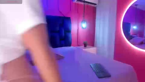 Athenea online show from September 23, 3:48 am