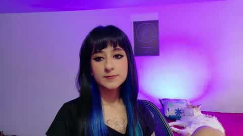 Atenea online show from April 15, 9:04 pm