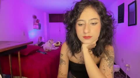 Atenea online show from October 21, 9:41 pm