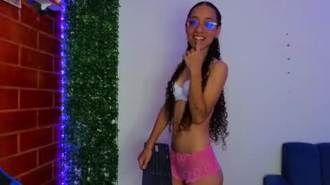 Athenea online show from April 30, 12:27 am