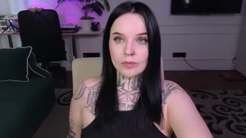 online every day between 10am-23pm online show from April 15, 1:39 am