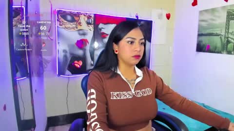 Aura Bluee Love online show from May 1, 4:27 am