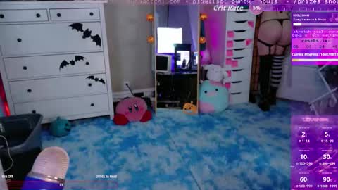 Snapshot of auragotchi chatting on October 26, 3:35 am Aurora  Aura online show from October 26, 3:35 am
