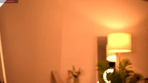 Aura online show from February 22, 10:32 pm