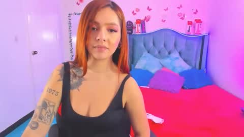 aurora_sky9 online show from February 12, 2:02 am