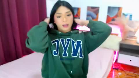 GODDESS AVA online show from October 12, 7:00 am