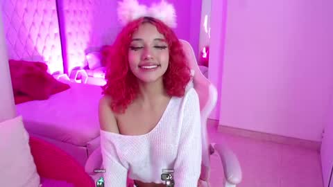Snapshot of ava_williams_ chatting on September 23, 7:34 pm AVA online show from September 23, 7:34 pm