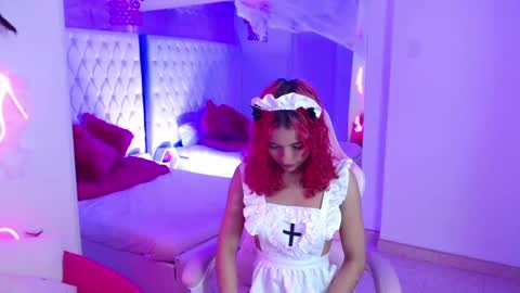 Snapshot of ava_williams_ chatting on October 4, 3:12 am AVA online show from October 4, 3:12 am