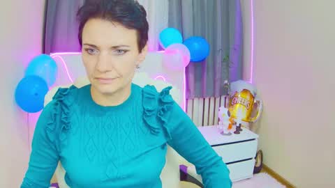 avasaturnian online show from September 18, 12:15 pm