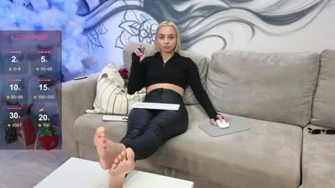 Goddess Avrora online show from December 27, 3:16 pm