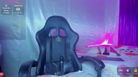 avril_jonson online show from February 16, 11:04 pm