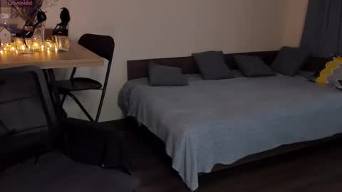 Avrora online show from October 3, 3:06 pm