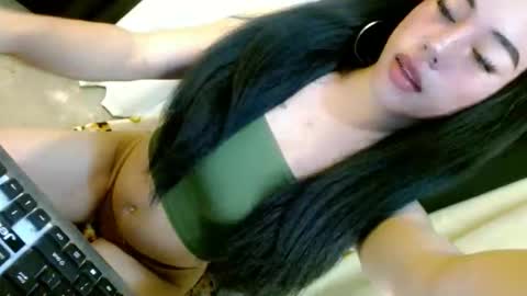 Snapshot of ayesha_x chatting on September 24, 6:29 pm ayesha online show from September 24, 6:29 pm
