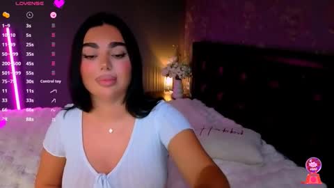Ayla online show from October 19, 7:27 pm