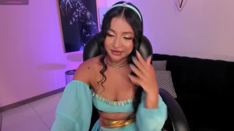 Ayshel online show from October 31, 8:02 pm