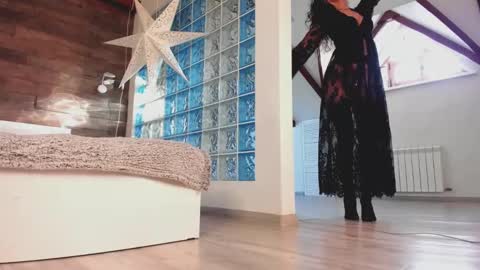 azaliaswallows online show from February 28, 1:36 pm