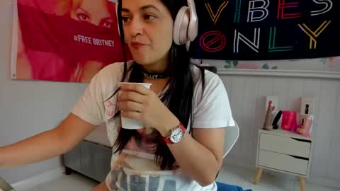 Azucena R online show from October 8, 3:27 pm