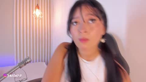 Katty  online show from November 14, 1:22 pm