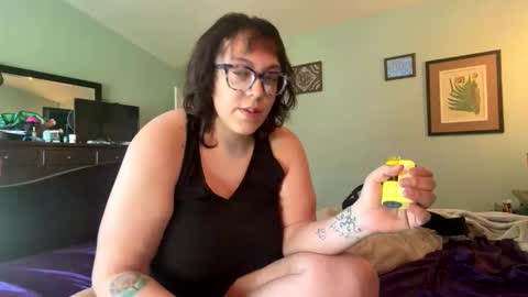 blue online show from April 8, 12:13 am