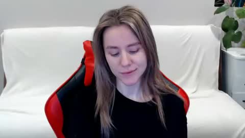 Snapshot of baby_kitte chatting on January 24, 3:00 am baby_kitte online show from January 24, 3:00 am