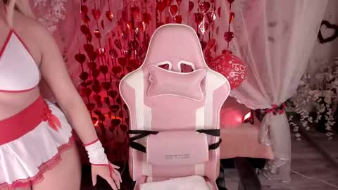 Snapshot of baby_lolli_pop chatting on February 14, 10:36 pm  antonella  online show from February 14, 10:36 pm