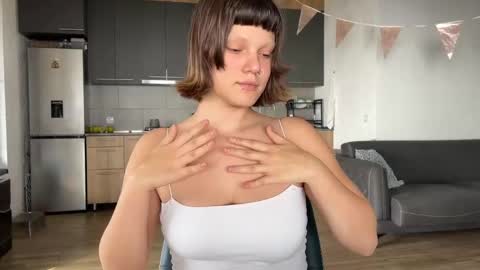 mei online show from December 6, 8:48 am