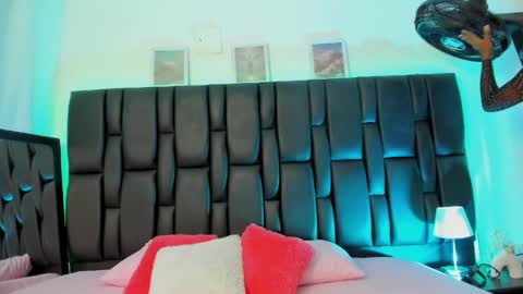 baby_rousse_ online show from April 12, 1:03 pm