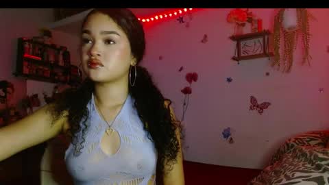 babybombom08 online show from April 4, 2:10 am