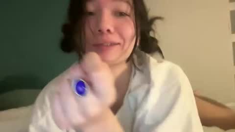 ava online show from January 17, 5:15 am