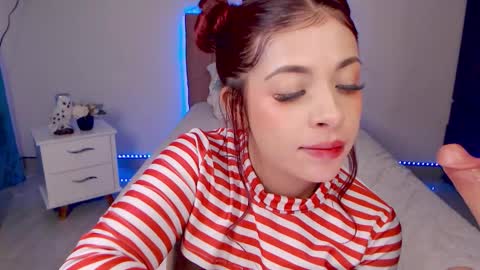 kathisaenz  online show from March 19, 6:07 am