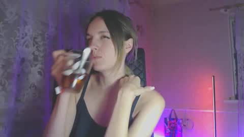 Sonya online show from November 26, 7:04 pm