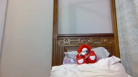 babytylerr online show from February 15, 2:36 am