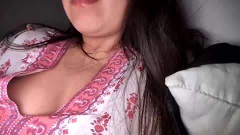  Gisselle  online show from April 22, 8:55 am