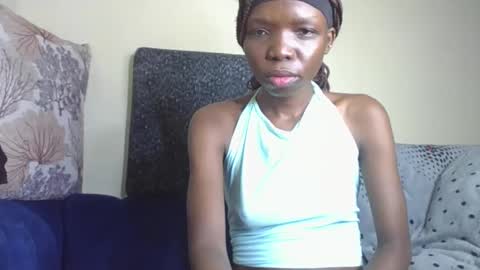 baddie_floxxy online show from April 7, 4:47 am