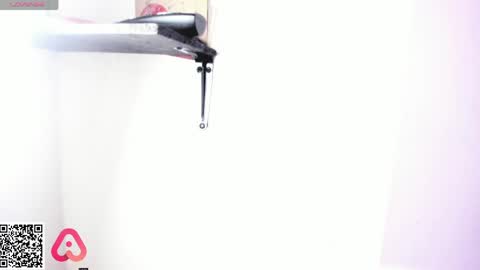        Please help me to reach 100 thumbs up online show from April 26, 8:28 pm