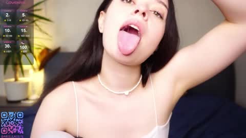 Hello my name is Ariella online show from March 26, 4:53 pm