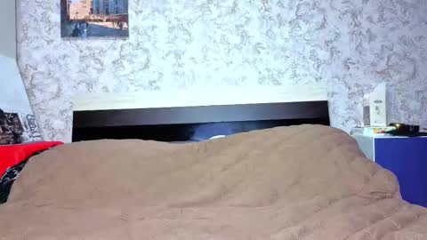 holly online show from March 5, 3:41 pm